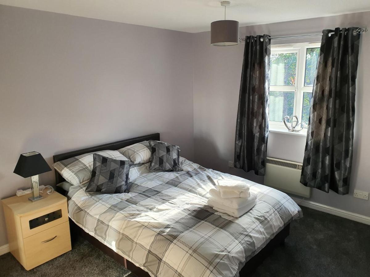 The Bell Apartment. Modern, Stylistic & Luxurious Falkirk Kültér fotó